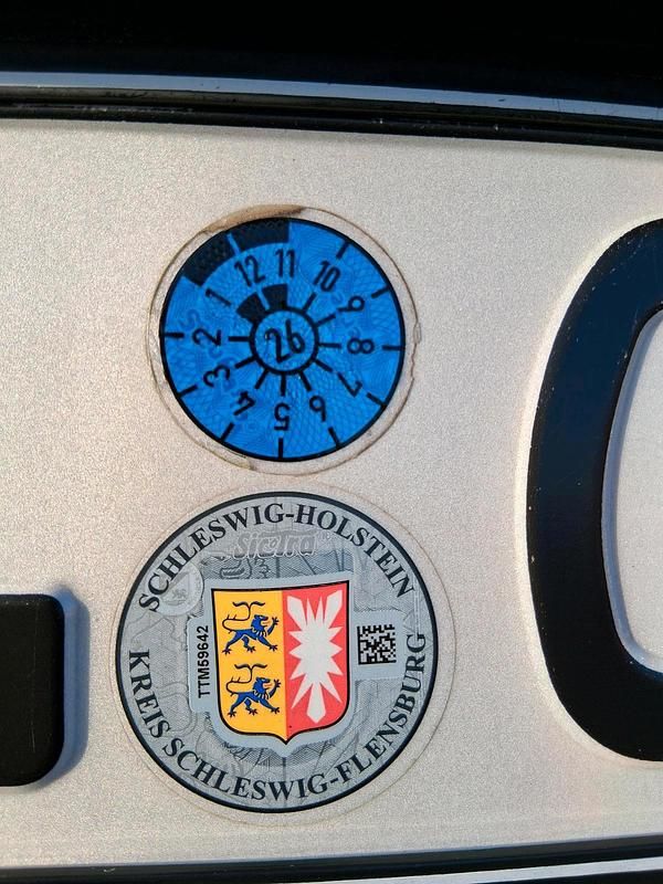 Second-hand Dacia Duster 105 CP (77 kW) 2015 Albastru SUV