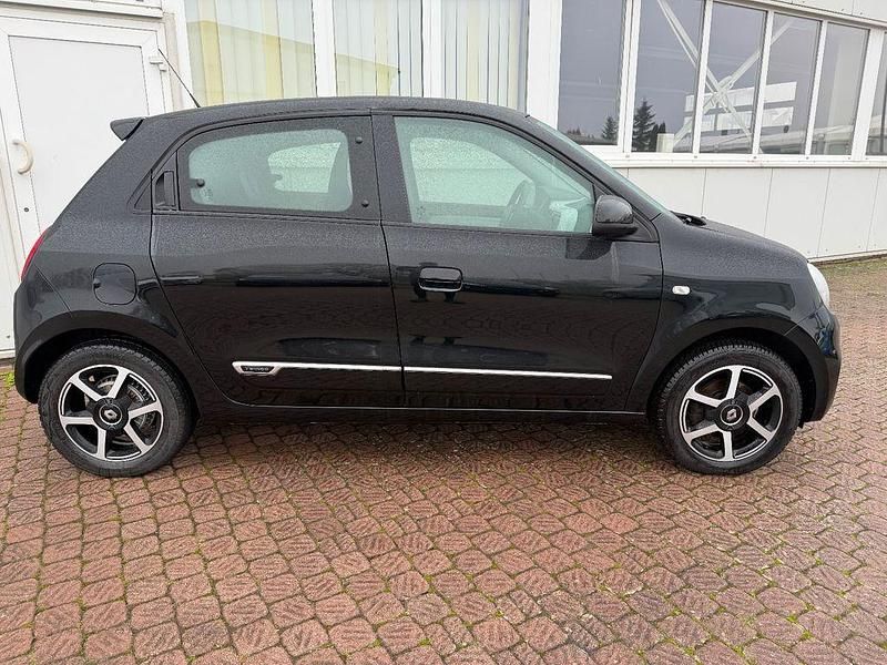 Gebraucht Renault Twingo Intens 92 PS (67 kW) 2019 Schwarz Kleinwagen