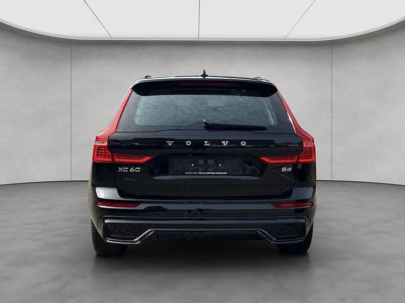Gebraucht Volvo XC60 Plus 197 PS (144 kW) 2024 Schwarz SUV