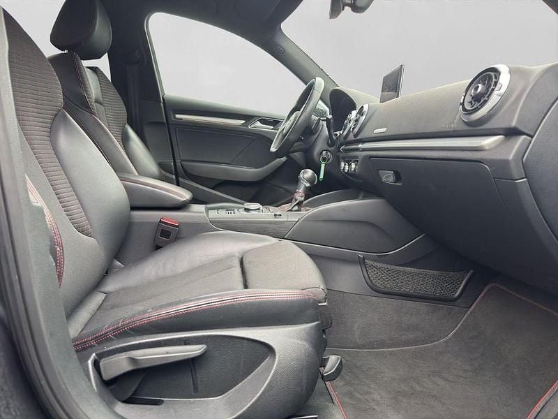 Gebraucht Audi S3 Design 300 PS (220 kW) 2019 Grau Limousine