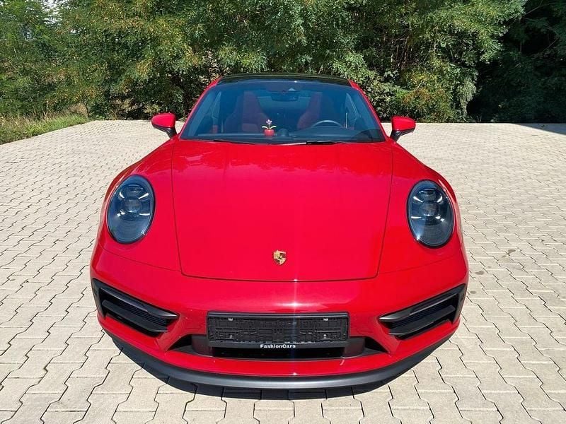 Rot Gebraucht 2025 Porsche 911 | 166.666 € (Superpreis) - Bild 1/4