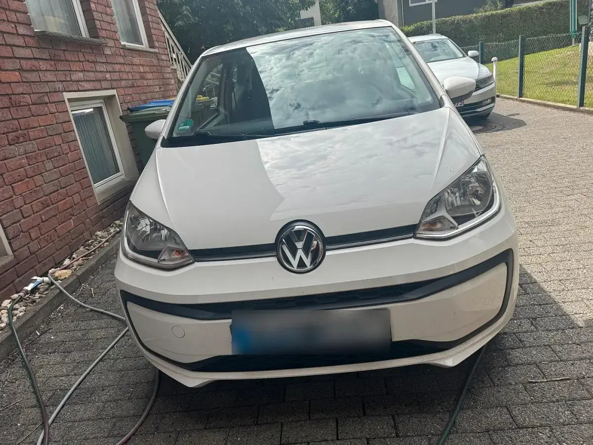 Gebraucht VW up! move up! 60 PS (44 kW) 2017 Weiß Kleinwagen