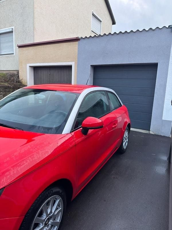 Gebraucht Audi A1 S-Line 122 PS (89 kW) 2011 Rot Kleinwagen