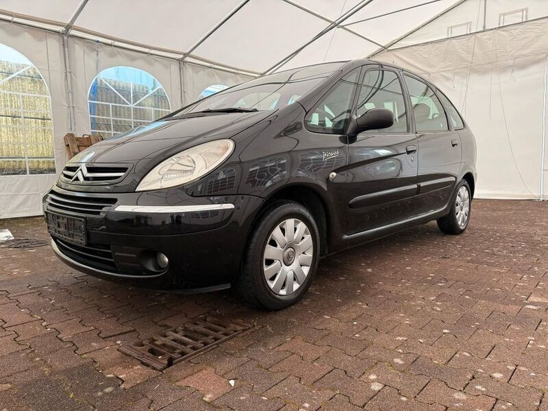 Schwarz Gebraucht 2008 Citroën Xsara Picasso Style Van / Kleinbus | 3.399 € (Teuer) - Bild 1/4