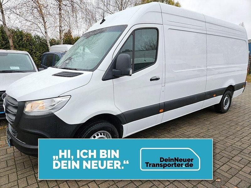 Arktikweiss Gebraucht 2024 Mercedes Sprinter Van | 39.151 € (Guter Preis) - Bild 1/4