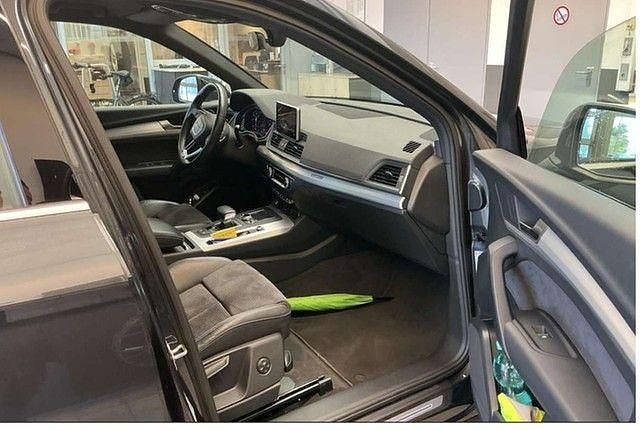 Second-hand Audi Q5 S-Line 190 CP (139 kW) 2019 Gri SUV