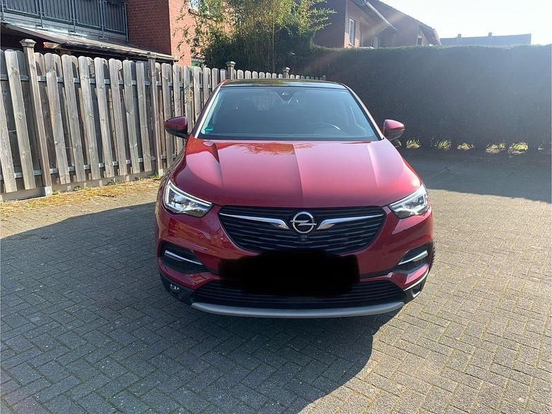 Gebraucht Opel Grandland X Innovation 131 PS (96 kW) 2018 Rot SUV