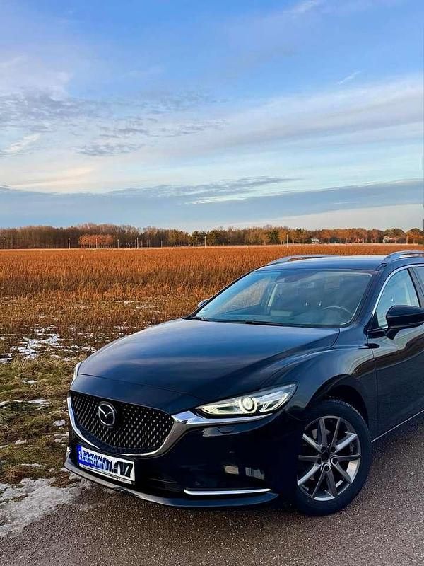 Gebraucht Mazda 6 Exclusive-Line 165 PS (121 kW) 2019 Schwarz Kombi