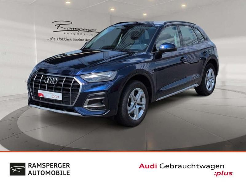 Blau (navarrablau metallic) Gebraucht 2021 Audi Q5 Advanced Plus SUV | 29.880 € (Guter Preis) - Bild 1/3
