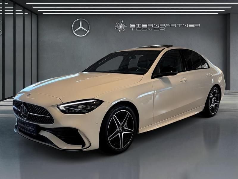 Weiß Gebraucht 2024 Mercedes C300 AMG Limousine | 45.290 € (Fairer Preis) - Bild 1/3