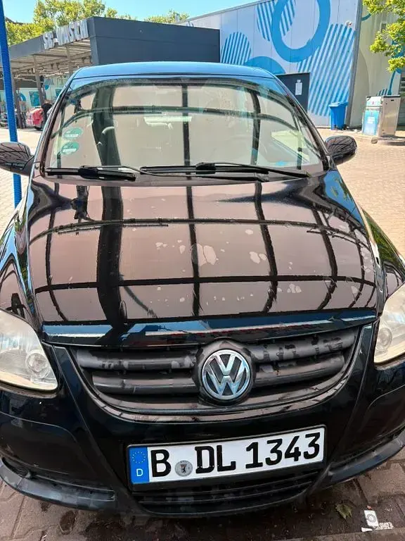 Gebraucht VW Fox 54 PS (39 kW) 2009 Schwarz Kleinwagen