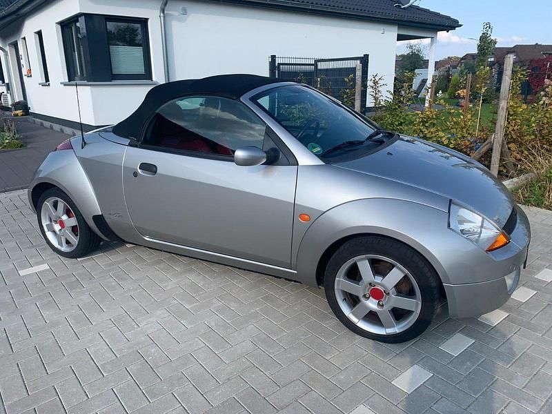Silber Gebraucht 2003 Ford StreetKa Cabrio | 3.600 € - Bild 1/4
