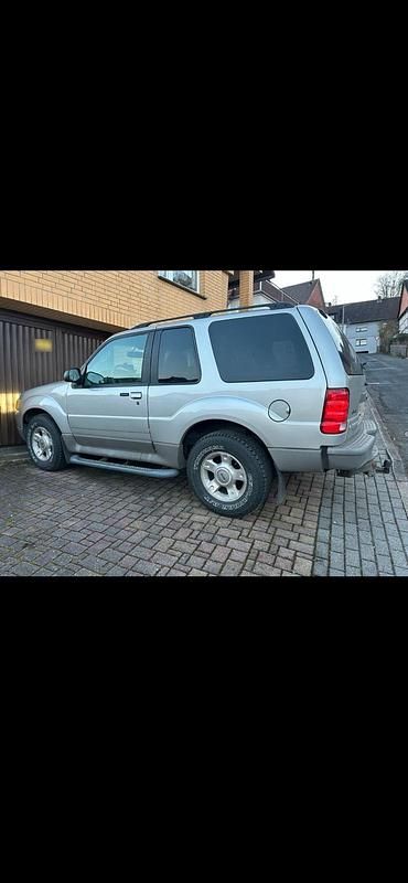 Gebraucht Ford Explorer 213 PS (156 kW) 2003 Silber SUV