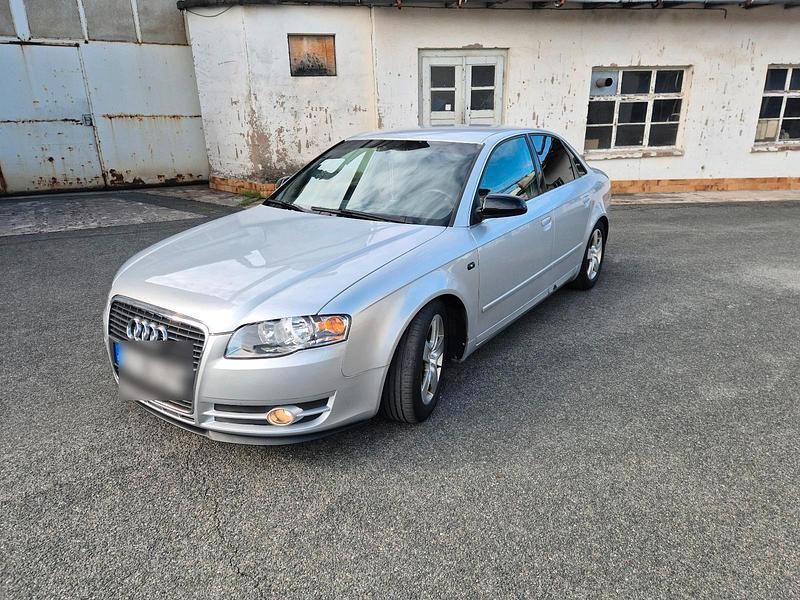 Silber Gebraucht 2005 Audi A4 Limousine | 2.500 € (Fairer Preis) - Bild 1/4