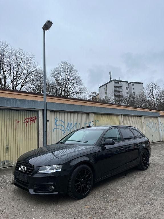 Gebraucht Audi A4 Attraction 170 PS (125 kW) 2010 Schwarz Kombi