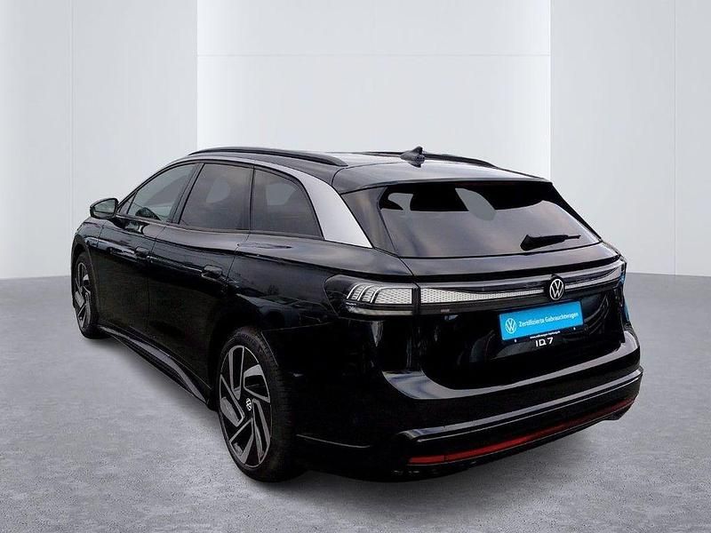 Gebraucht VW ID.7 Pro 210 kW (286 PS) 2024 0e grenadillschwarz metallic Kombi