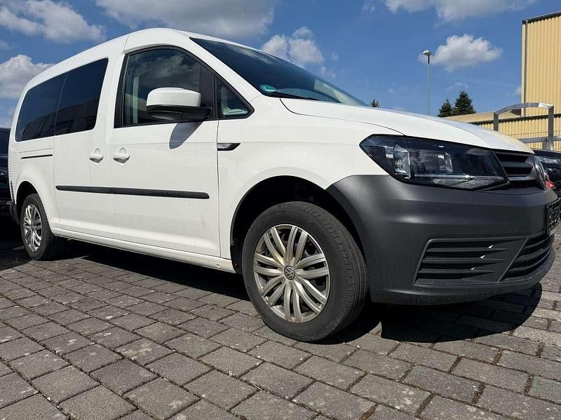 Second-hand VW Caddy Maxi 131 CP (96 kW) 2020 Alb Monovolum