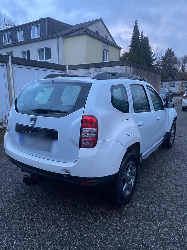 Gebraucht Dacia Duster Celebration 106 PS (77 kW) 2014 Weiß SUV