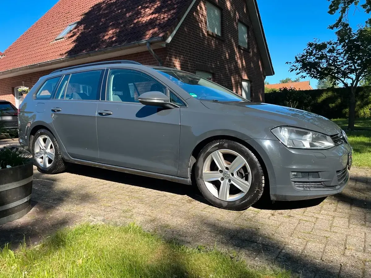 Second-hand VW Golf VII 150 CP (110 kW) 2016 Gri Break