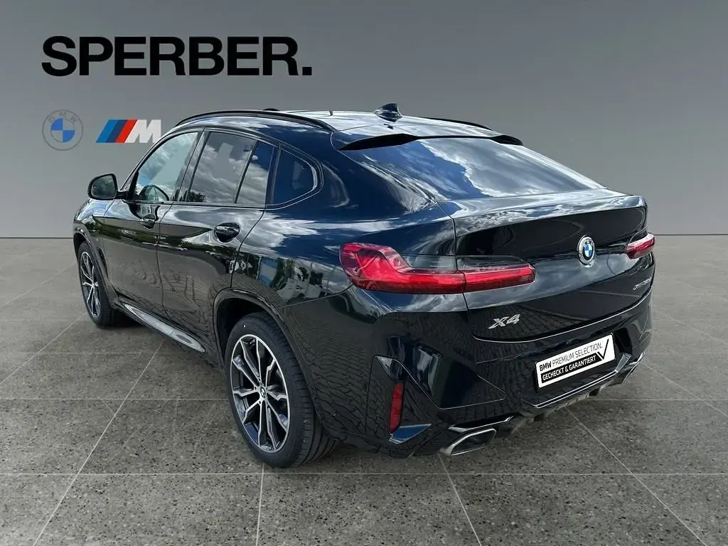 Gebraucht BMW X4 M Sport 286 PS (210 kW) 2025 Schwarz SUV