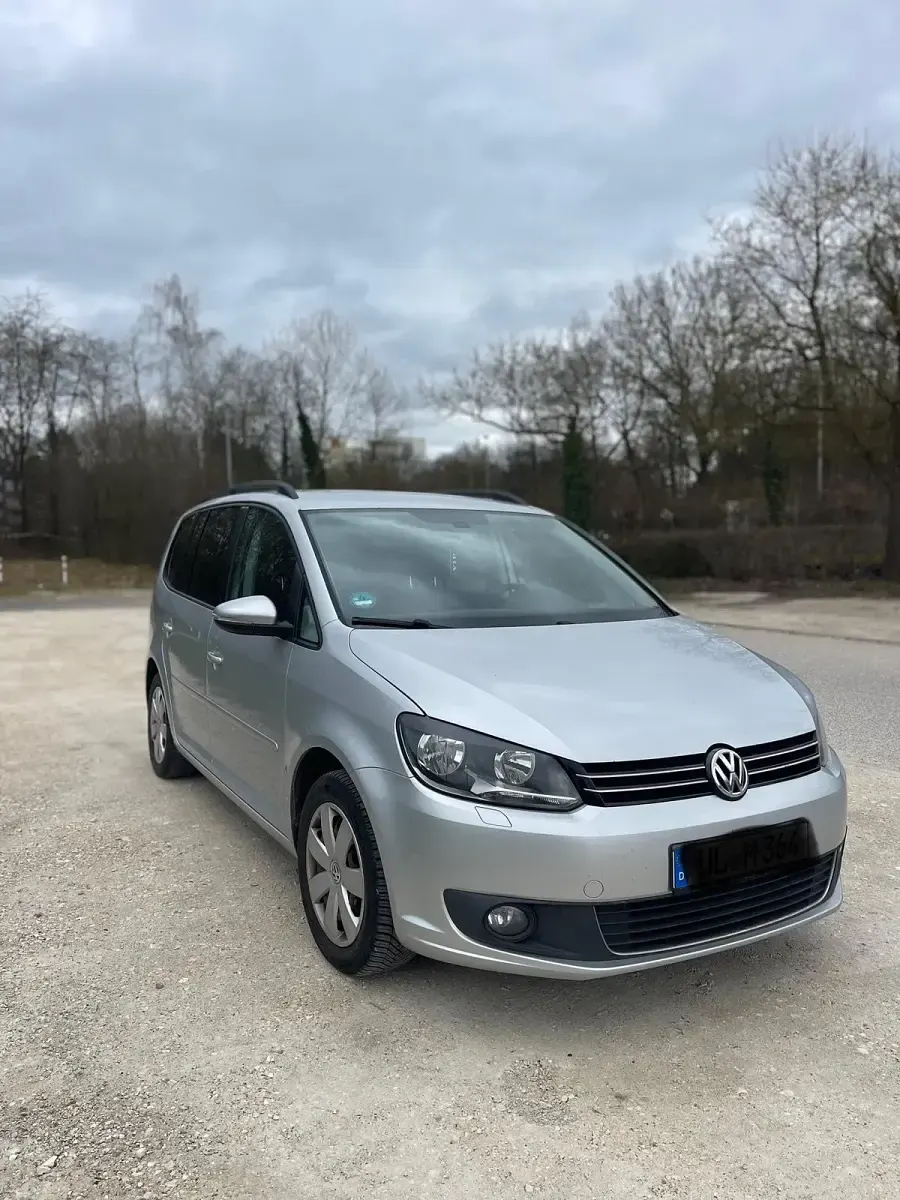 Gebraucht VW Touran 105 PS (77 kW) 2012 Grau Van / Kleinbus