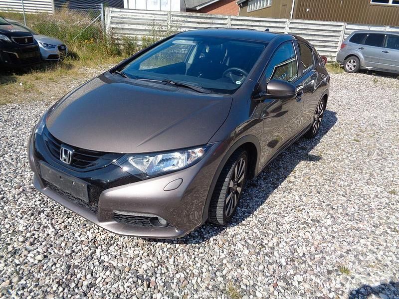 Grau Gebraucht 2015 Honda Civic Sport Limousine | 6.500 € (Superpreis) - Bild 1/4