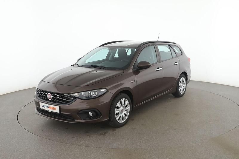 Braun Gebraucht 2017 Fiat Tipo Easy Kombi | 10.480 € (Guter Preis) - Bild 1/3