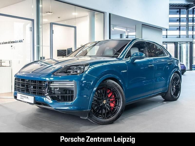 Blau Gebraucht 2024 Porsche Cayenne Turbo E-Hybrid SUV | 158.750 € - Bild 1/4