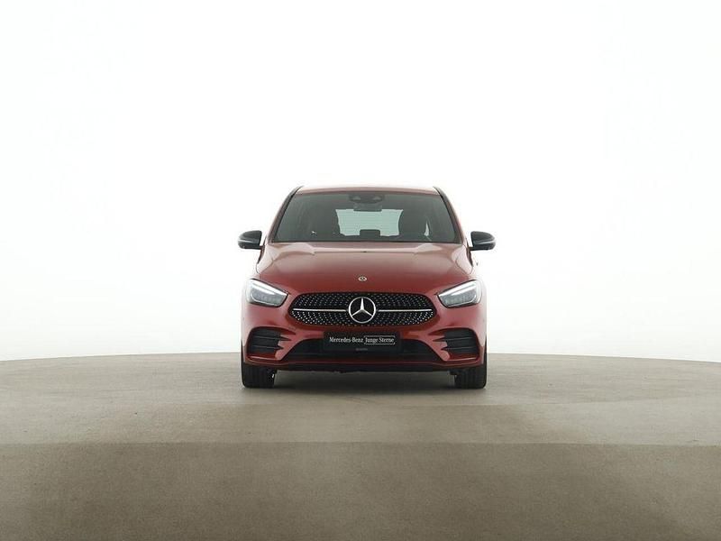 Gebraucht Mercedes B250e AMG 218 PS (160 kW) 2022 Rot Van / Kleinbus