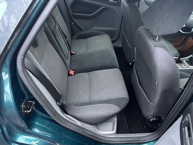 Gebraucht Ford Focus Ghia 145 PS (106 kW) 2008 Limousine