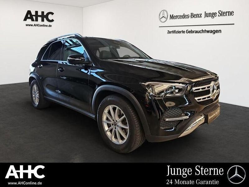 Gebraucht Mercedes GLE300 269 PS (197 kW) 2024 Schwarz SUV