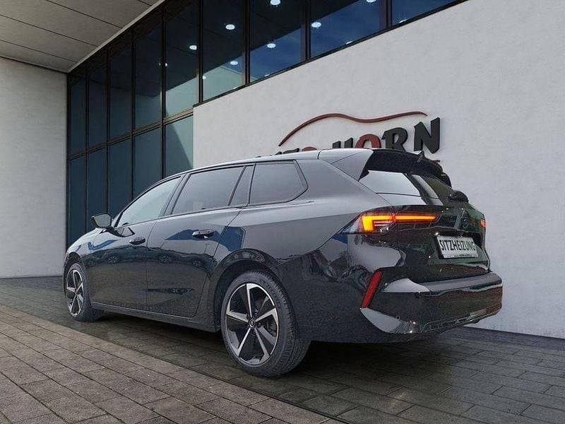 Gebraucht Opel Astra 131 PS (96 kW) 2024 Schwarz Kombi