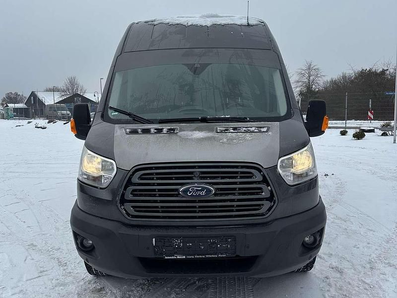 Gebraucht Ford Transit Trend 155 PS (114 kW) 2016 Magneticgrau (metallic) Kleinwagen