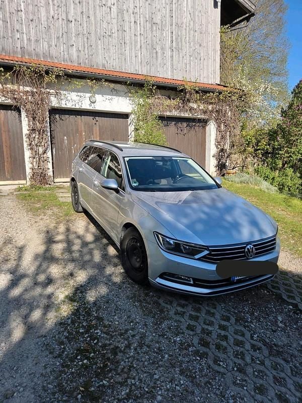 Gebraucht VW Passat 150 PS (110 kW) 2016 Silber Kombi