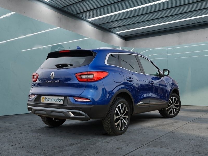 Blau Gebraucht 2022 Renault Kadjar Techno SUV | 23.588 € (Etwas zu teuer) - Bild 1/4