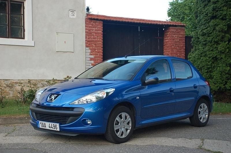 Blau Gebraucht 2005 Peugeot 206 Kleinwagen | 1.900 € (Fairer Preis) - Bild 1/2