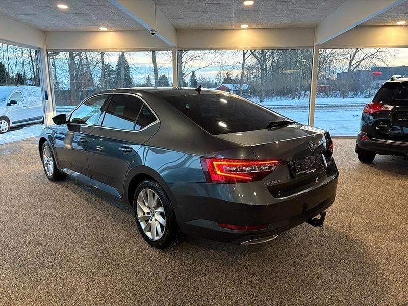 Gebraucht Skoda Superb 2017 Grau Limousine