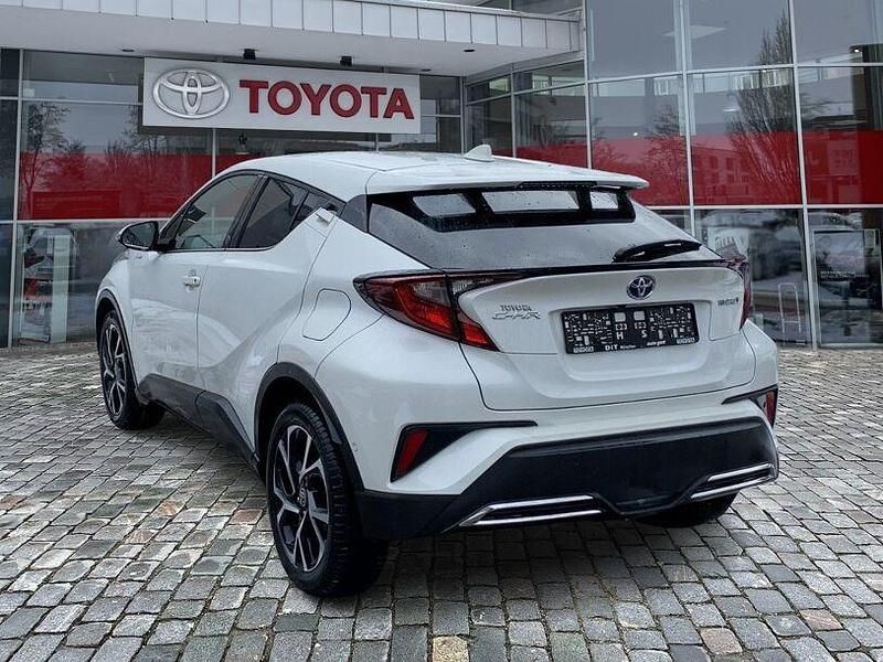 Gebraucht Toyota C-HR Team 184 PS (135 kW) 2021 White pearl cs SUV