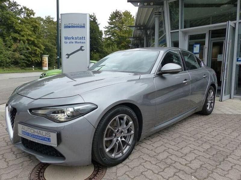 Gebraucht Alfa Romeo Giulia Super 179 PS (131 kW) 2016 Andere Limousine