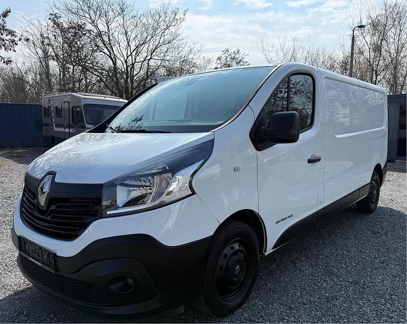 Gebraucht Renault Trafic 120 PS (88 kW) 2016 Weiß Van / Kleinbus