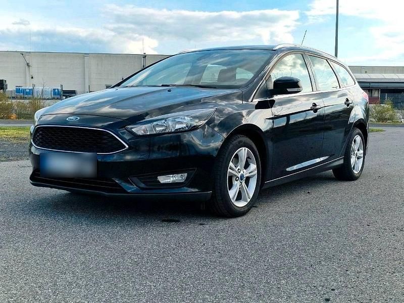 Usata Ford Focus 125 CV (91 kW) 2015 Nero Station wagon