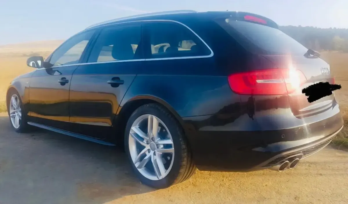 Używany Audi A4 S-Line 190 KM (139 kW) 2015 Czarny Kombi