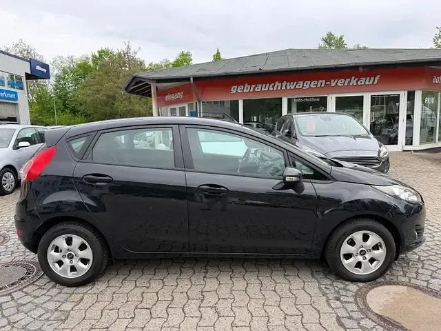 Gebraucht Ford Fiesta Trend 80 PS (58 kW) 2013 Schwarz Limousine