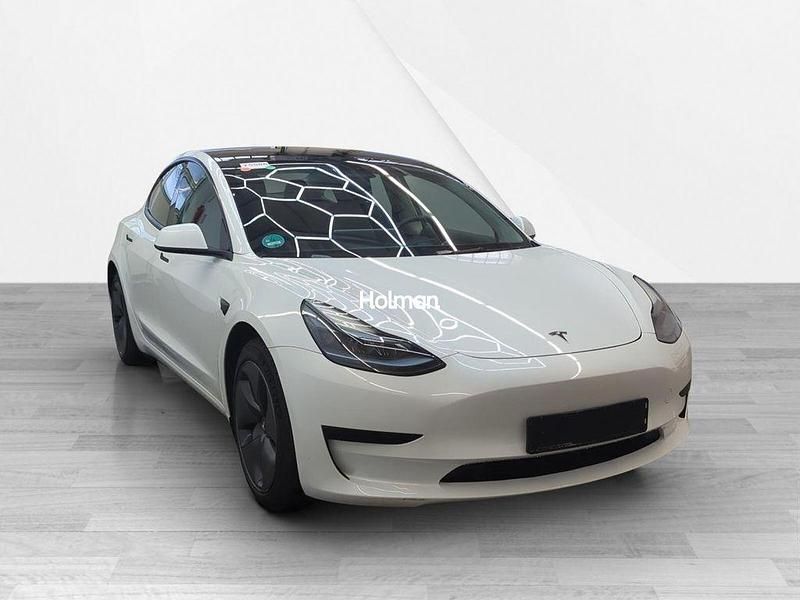 Gebraucht Tesla Model 3 Standard Range 208 kW (283 PS) 2022 Weiß Limousine