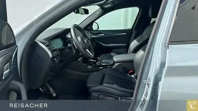 Gebraucht BMW X4 Efficient Dynamics 245 PS (180 kW) 2025 M brooklyn grau metallic SUV