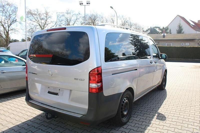 Gebraucht Mercedes Vito 163 PS (119 kW) 2019 Silber Van