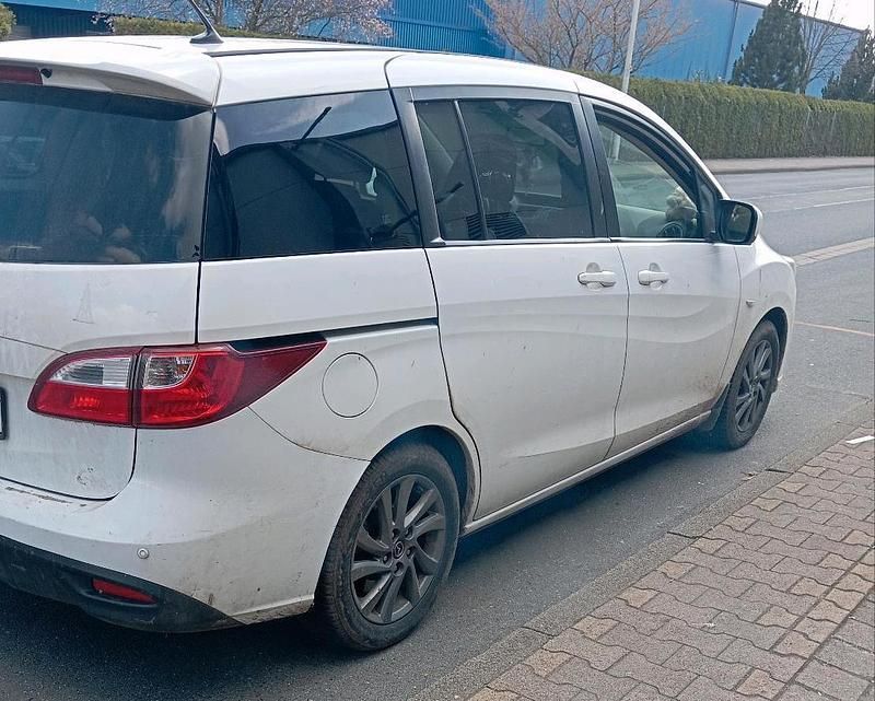 Gebraucht Mazda 5 116 PS (85 kW) 2013 Weiß Van / Kleinbus