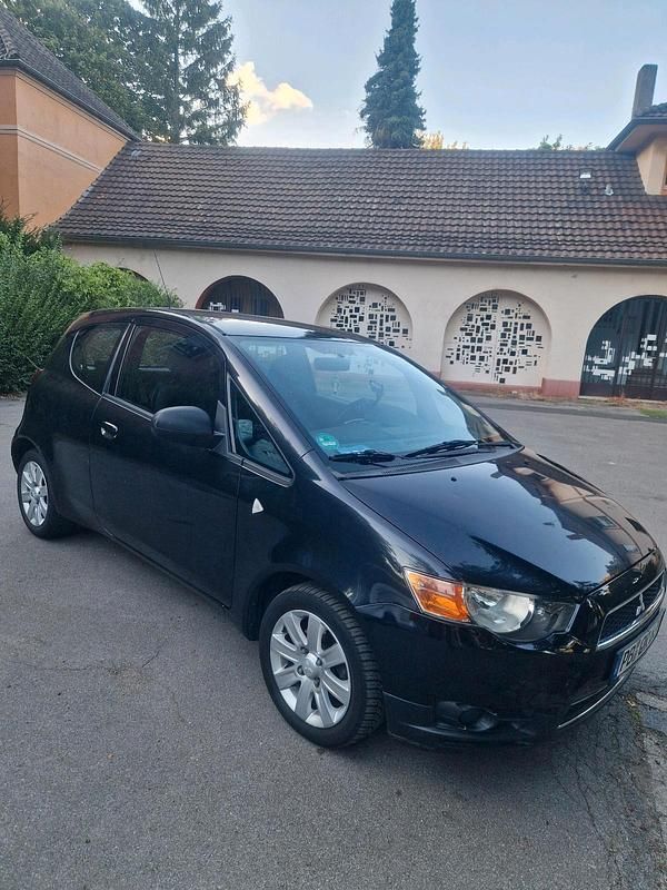 Schwarz Gebraucht 2011 Mitsubishi Colt | 3.000 € (Fairer Preis) - Bild 1/4