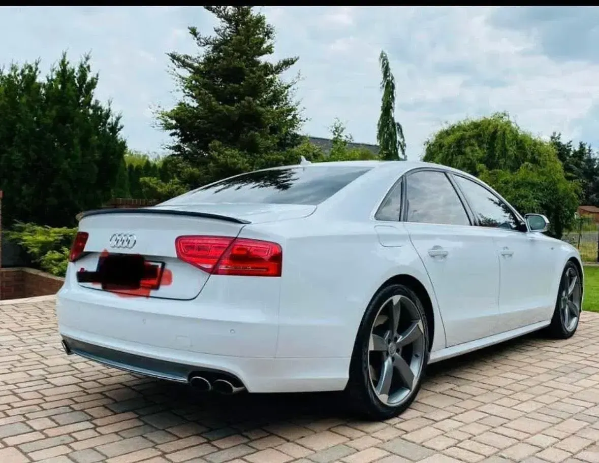 Gebraucht Audi S8 519 PS (381 kW) 2013 Weiß Limousine