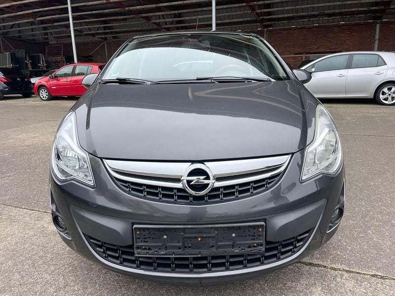Gebraucht Opel Corsa 87 PS (63 kW) 2012 Grau Kleinwagen